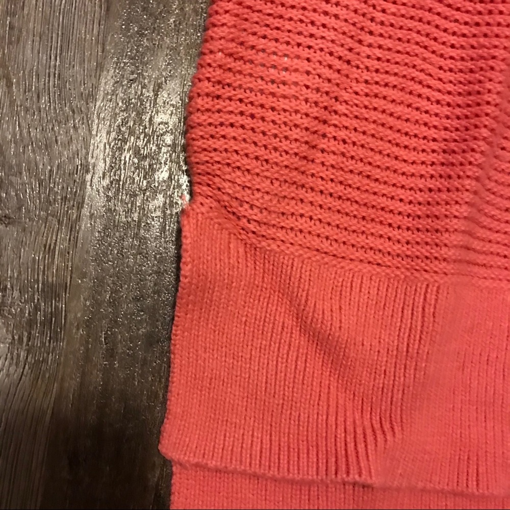 LOFT Sweater - Picture 2 of 6